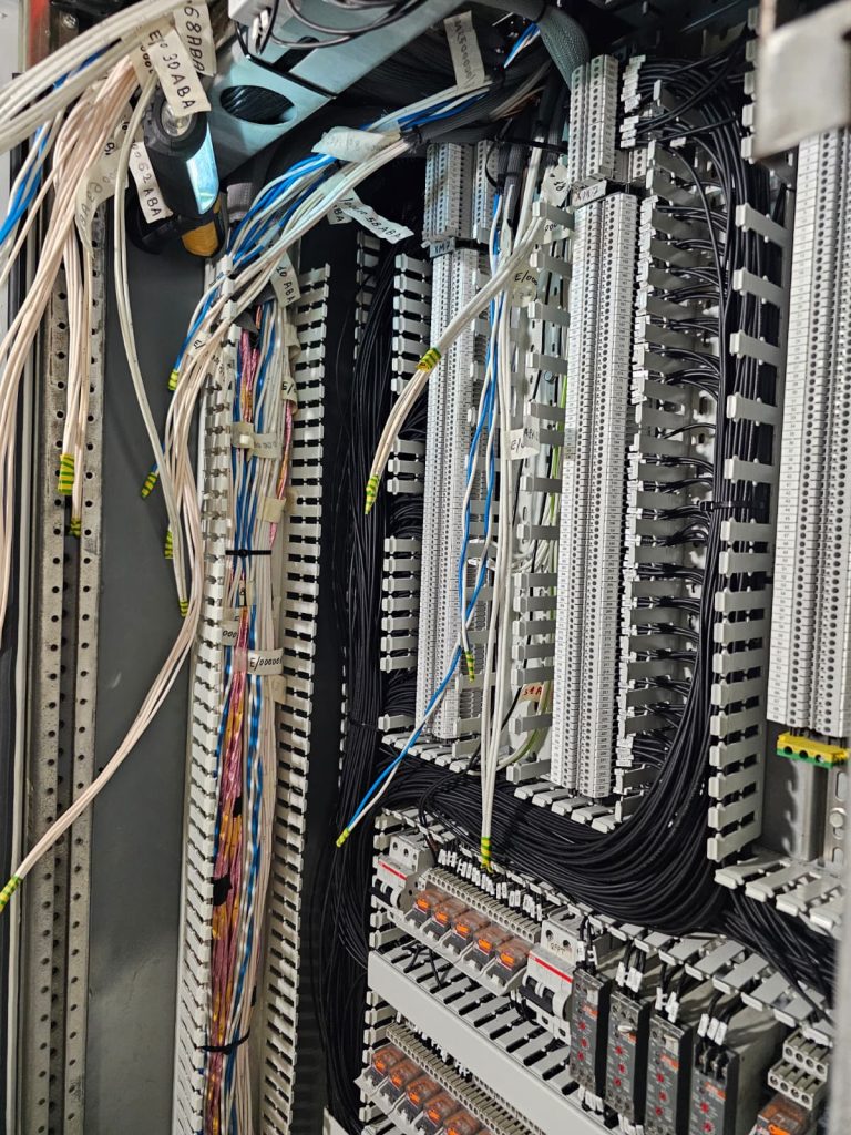 RAM project: Terminal connections and cable preparation in a ship electrical panel
